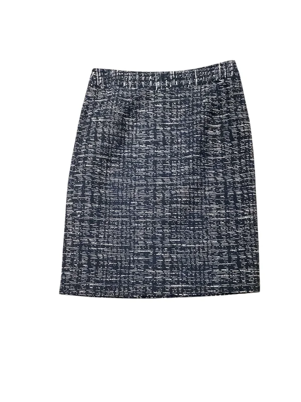 Skirt Mini & Short By Banana Republic In Black & White, Size: 6