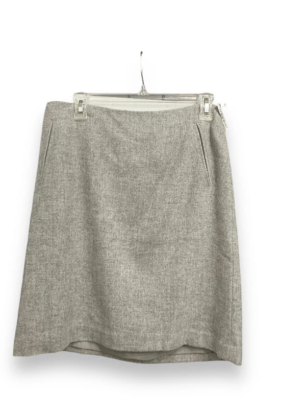 Skirt Mini & Short By Talbots In Grey, Size: S