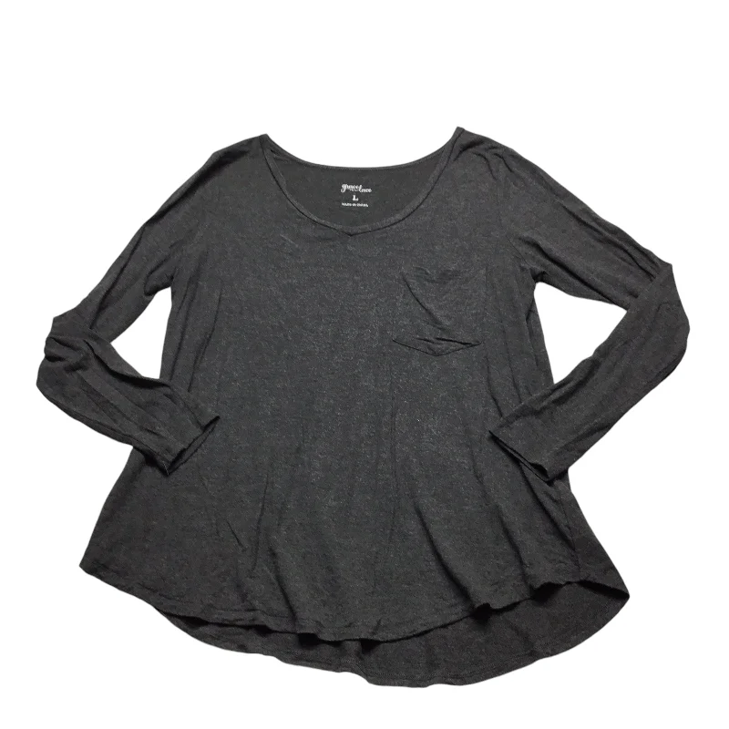 Top Long Sleeve By Cmc In Grey, Size: L