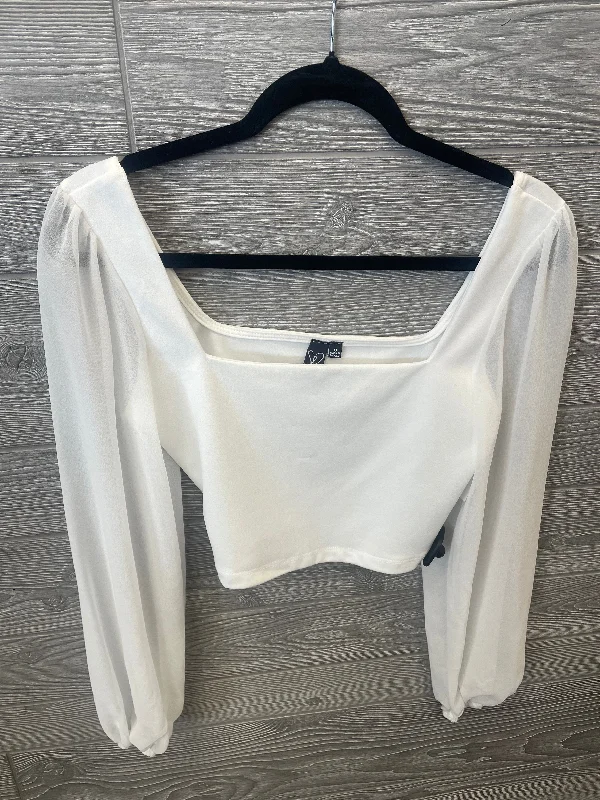 Top Long Sleeve By Windsor In White, Size: S